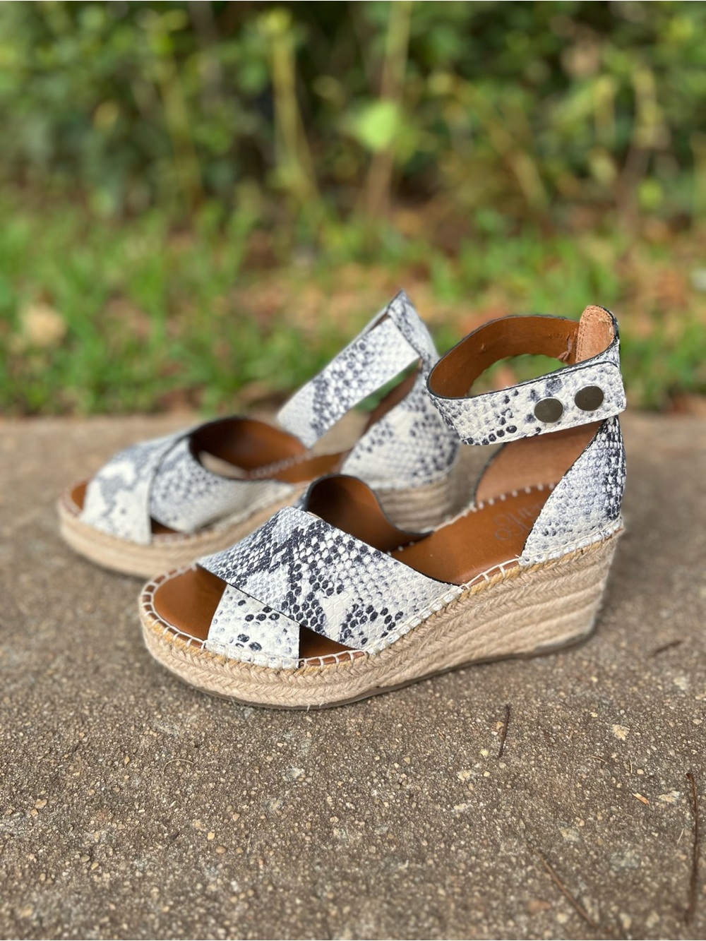 Franko Sarto Snake-Print Espadrille Wedge Sandals - 7.5